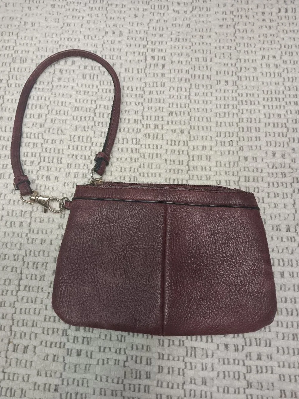 Wilsons Leather Burgundy Cashwrap Distressed Wristlet Coin Purse Clutch